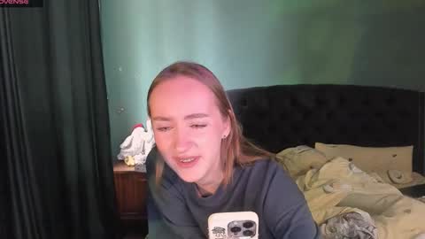 ceciles online show from December 16, 10:29 am