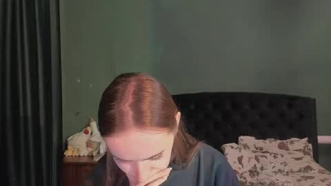 ceciles online show from December 27, 2:43 pm