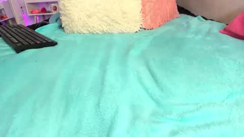 Celeste Sweet online show from March 15, 7:06 pm