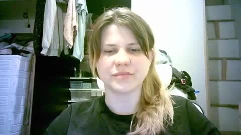 celeste_naughty_ online show from April 7, 10:17 am