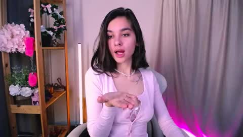  Celine  online show from October 1, 4:55 am