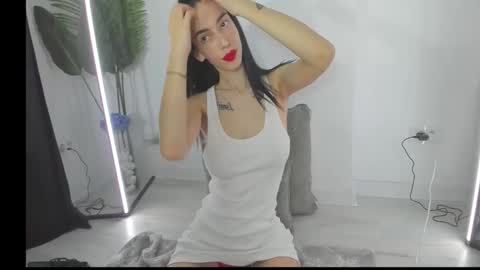 Celine Roxelle online show from November 12, 5:59 pm