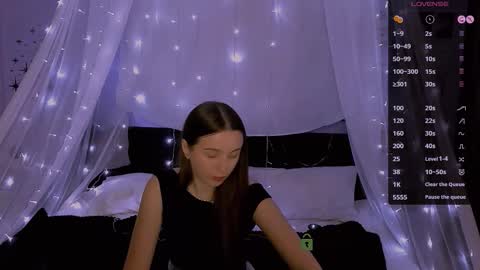 celine_sun online show from October 8, 2:56 pm