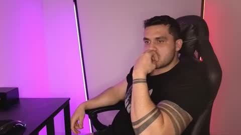 Octav online show from January 10, 2:44 pm