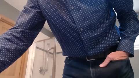 Snapshot of centerfield24 chatting on February 28, 11:12 pm Centerfield online show from February 28, 11:12 pm