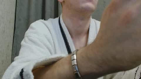 ch1lldrill online show from December 14, 11:00 pm