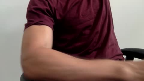 Chags online show from May 1, 9:42 pm