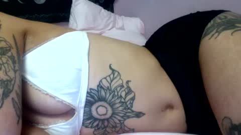 chaia online show from May 15, 3:41 pm