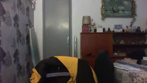 Champers online show from December 18, 3:33 pm