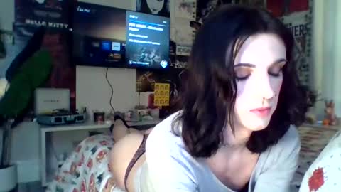 chanel2002 online show from November 12, 6:43 pm