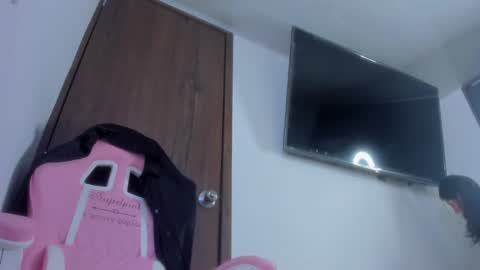 Chanell online show from February 27, 7:58 pm