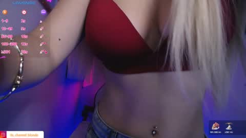 channel_blonde_a online show from May 27, 11:02 pm
