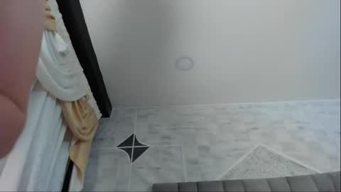 channelwitte online show from October 14, 11:52 pm