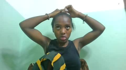 chanteuse655720 online show from June 15, 3:48 pm