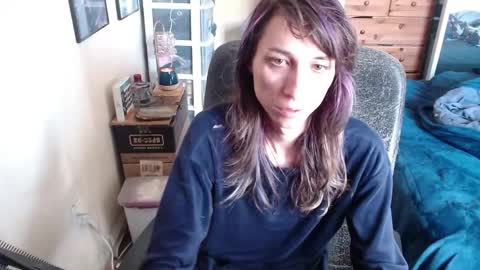 Chaos Kat online show from April 3, 4:03 pm