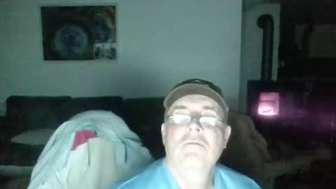 charles6064 online show from December 19, 1:23 am