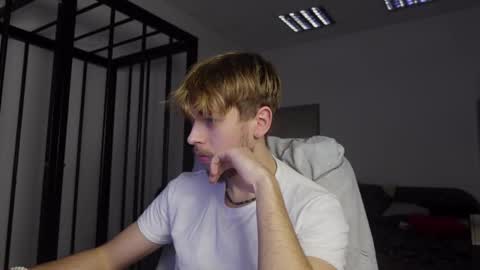 CHARLES SINS online show from February 2, 5:04 pm