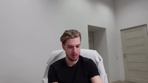 CHARLES SINS online show from March 5, 12:33 pm