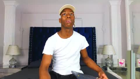 charlesbrown_ online show from April 26, 3:31 pm