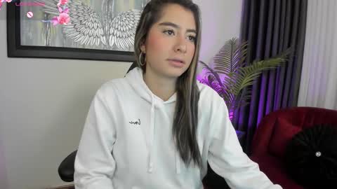 Snapshot of charlote_horny chatting on February 21, 11:55 am Charlote online show from February 21, 11:55 am