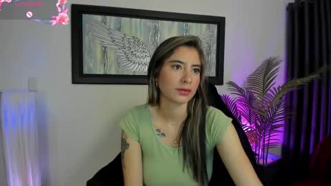 Snapshot of charlote_horny chatting on February 24, 5:42 pm Charlote online show from February 24, 5:42 pm