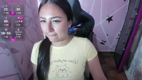 charlott_daphne online show from December 10, 12:06 am