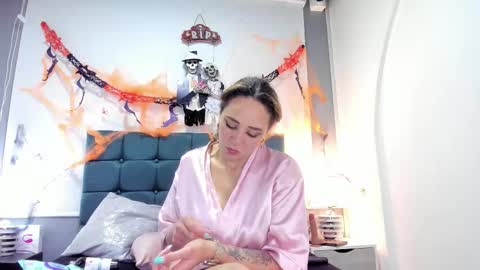 Charlott online show from October 28, 6:09 pm