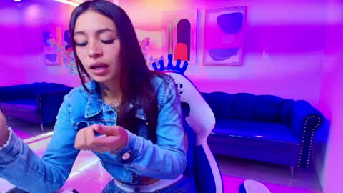 Charlotte online show from April 17, 8:11 pm