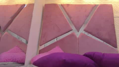 Charlotte Icee online show from March 30, 6:52 pm