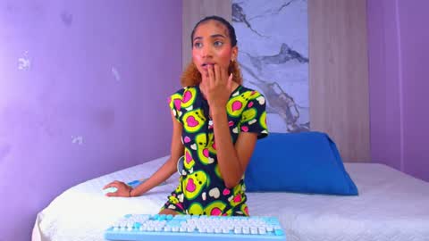 CHARLOTTE online show from March 6, 4:07 pm