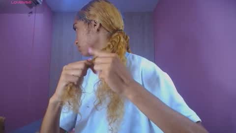 CHARLOTTE online show from October 19, 11:48 am