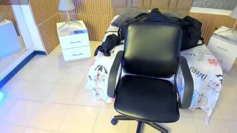 Charlotte  Everyday From 0700 to 1300 Col Time online show from October 31, 12:16 pm