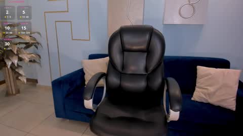 Charlotte online show from February 10, 6:03 pm