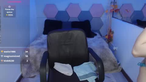 Charlotte Taylor online show from February 27, 10:01 am