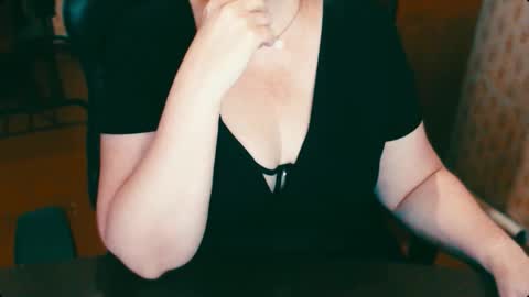 CharlotteXTasty online show from September 15, 1:12 pm