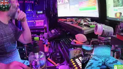 3 of 9 Borg online show from January 8, 10:43 am