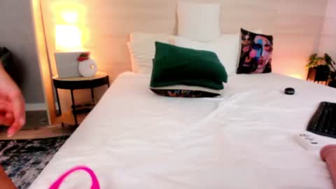  Annye   online show from July 24, 5:04 am