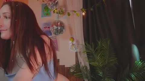 Lissa online show from May 13, 2:49 pm