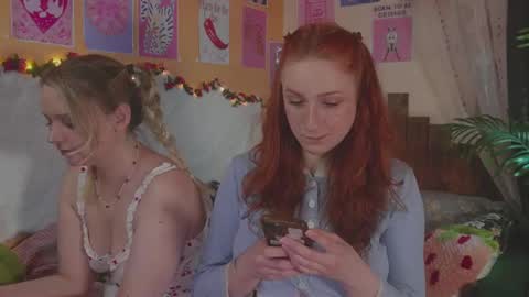 Lissa online show from April 12, 6:45 pm