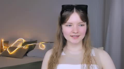 Im Eva online show from May 24, 4:31 am