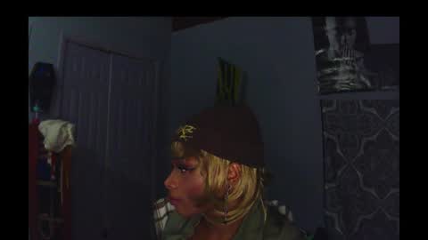 Miss Chocolate online show from January 21, 10:52 am