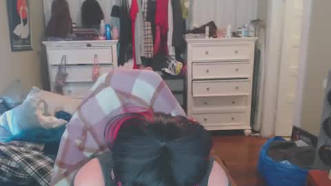 Natalie online show from April 11, 1:32 am