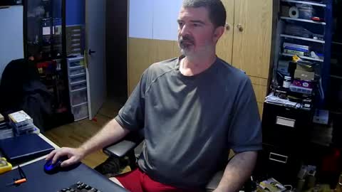 wanaBeYourToy online show from November 20, 11:42 am