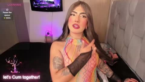 Sophie  online show from November 22, 7:07 am