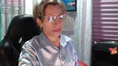 CHAYLA VICTORIA RUIZ  online show from February 12, 12:09 pm