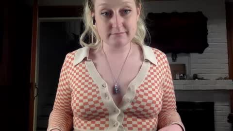 Marie online show from February 9, 2:06 am