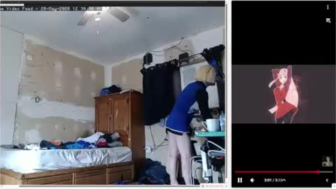 cheerleader_crossdresser online show from May 28, 7:39 am