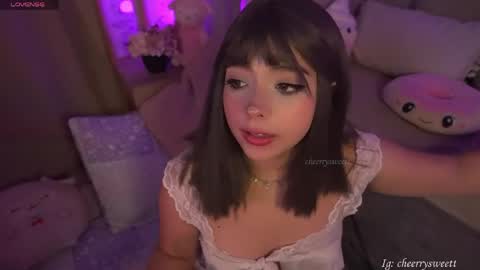 Baby Cherry online show from April 16, 9:39 pm