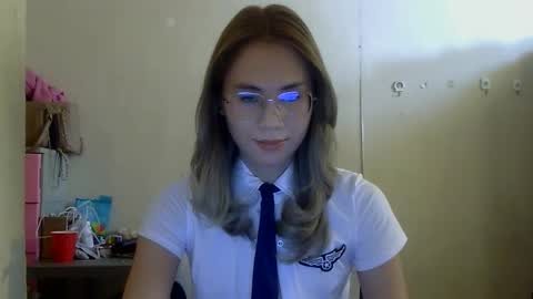 chelly4u69 online show from September 18, 4:38 am
