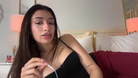 cherliecarmen online show from February 6, 6:06 am